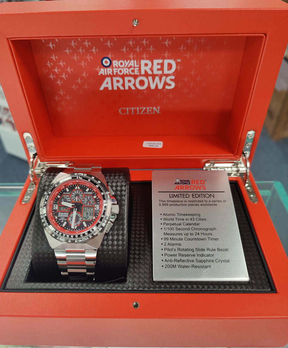 Citizen eco drive hotsell red arrows set time